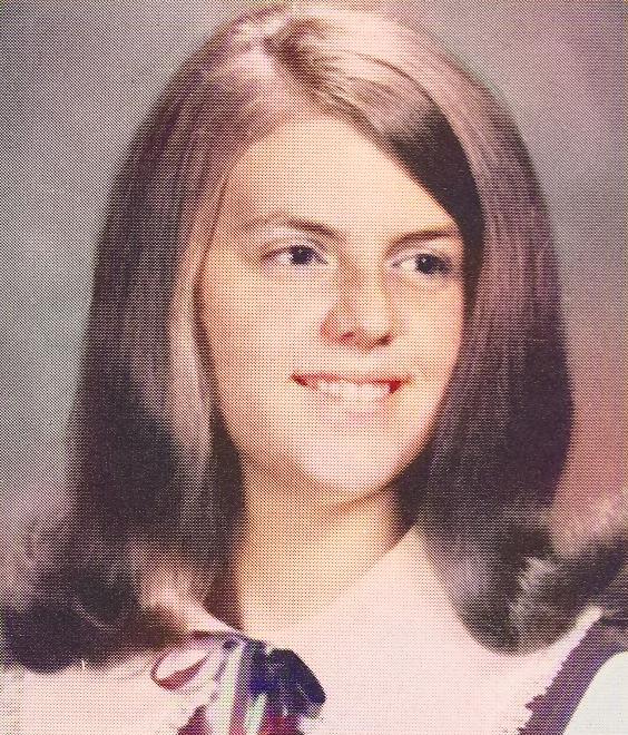 Carolyn [Prickett] Benesh